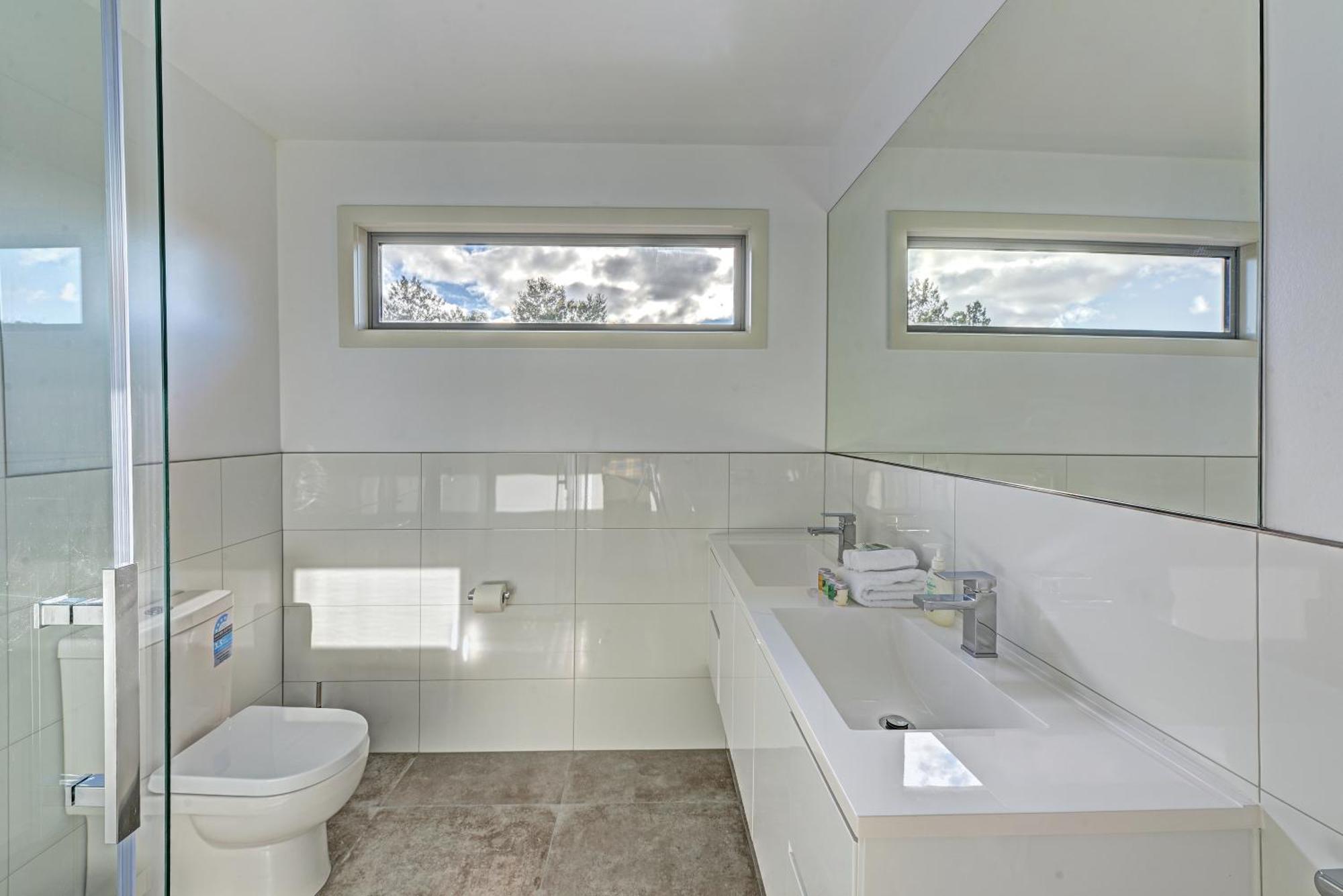 Deja Blu 2 - Fantastic Location Coles Bay